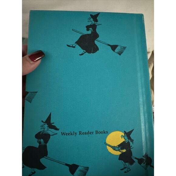Blue-Nosed Witch - Margaret Embry - 1956 - Weekly Reader Book Club - Hardcover - Picture 6 of 6